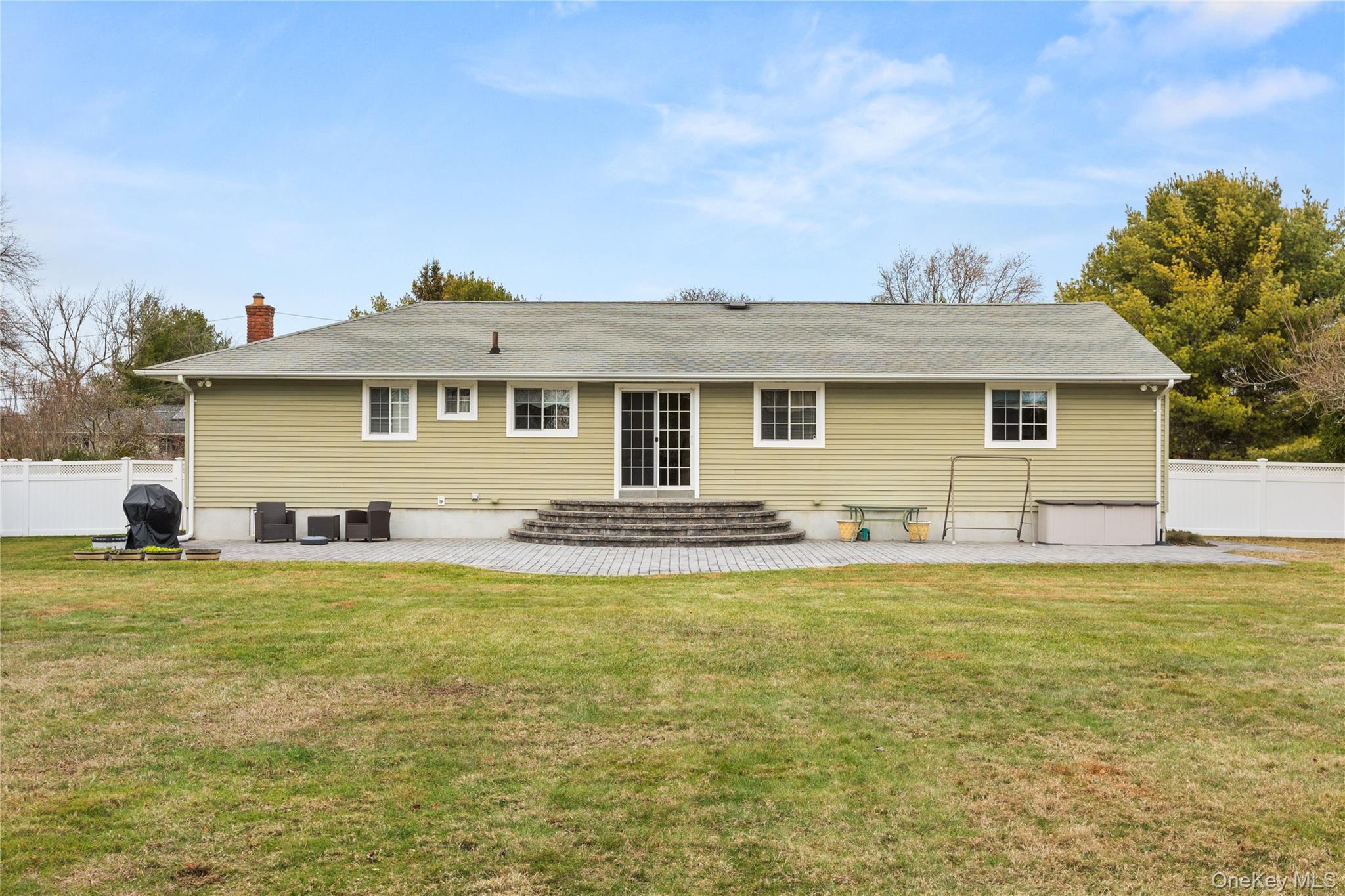 #17 photo, 6 Sunny Lane, 롱 아일랜드 Bay Shore , NY 11706