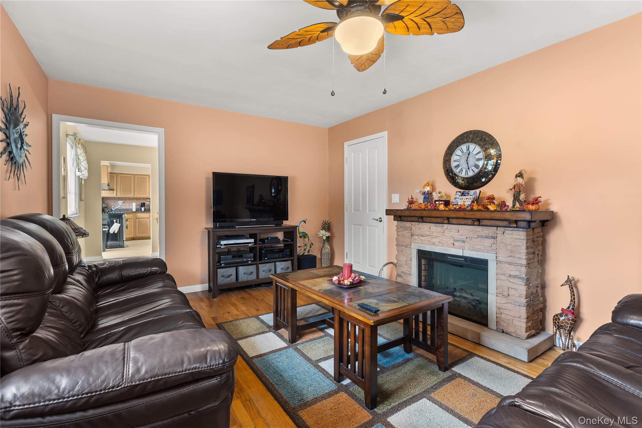 #9 photo, 6 Sunny Lane, 롱 아일랜드 Bay Shore , NY 11706