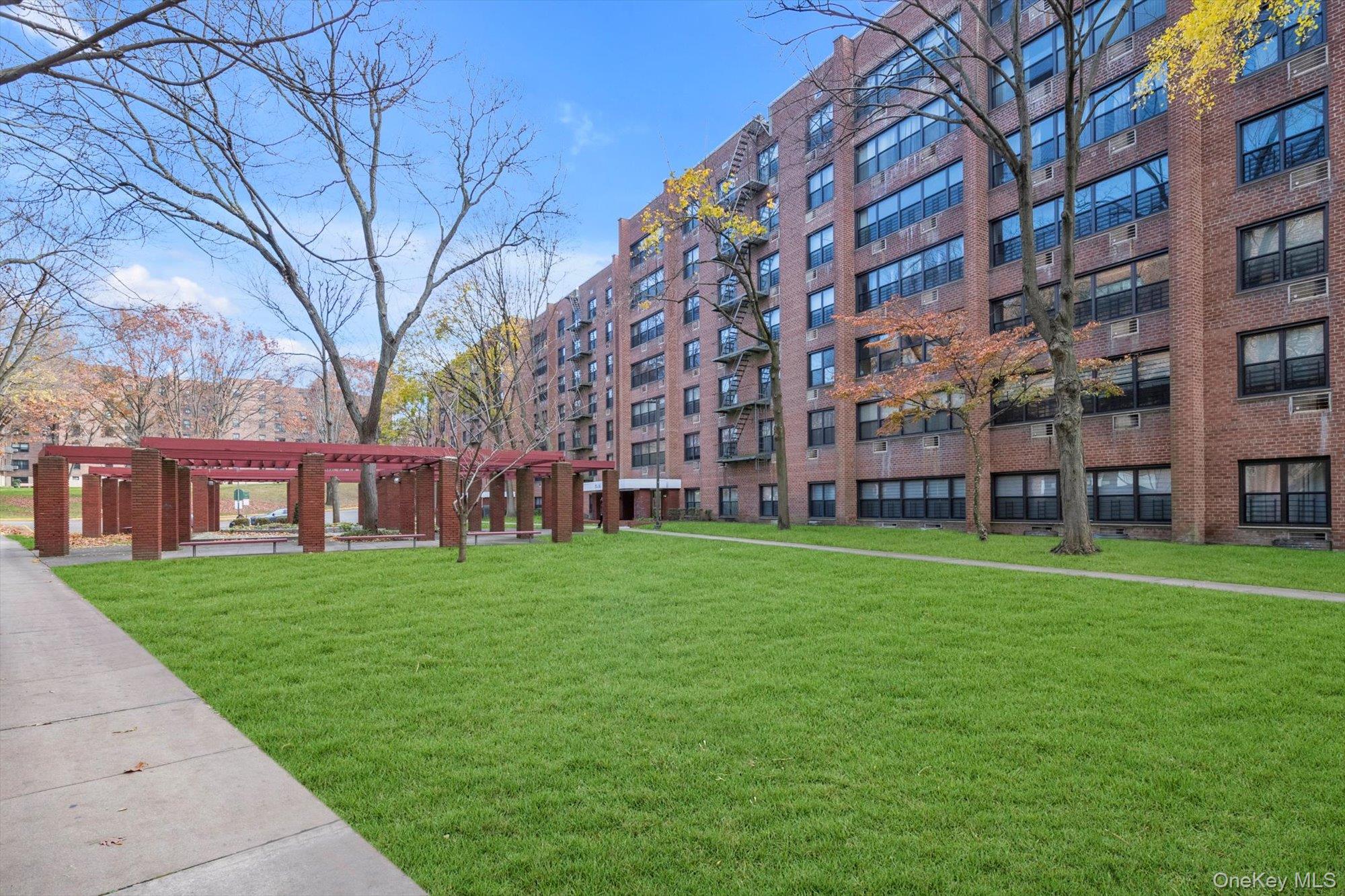 #17 photo, 75-34 bell blvd, Куинс ‖ Bayside , NY 11364