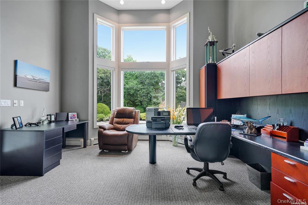 #17 photo, 4 Mill Pond Road, 롱 아일랜드 Hampton Bays , NY 11946