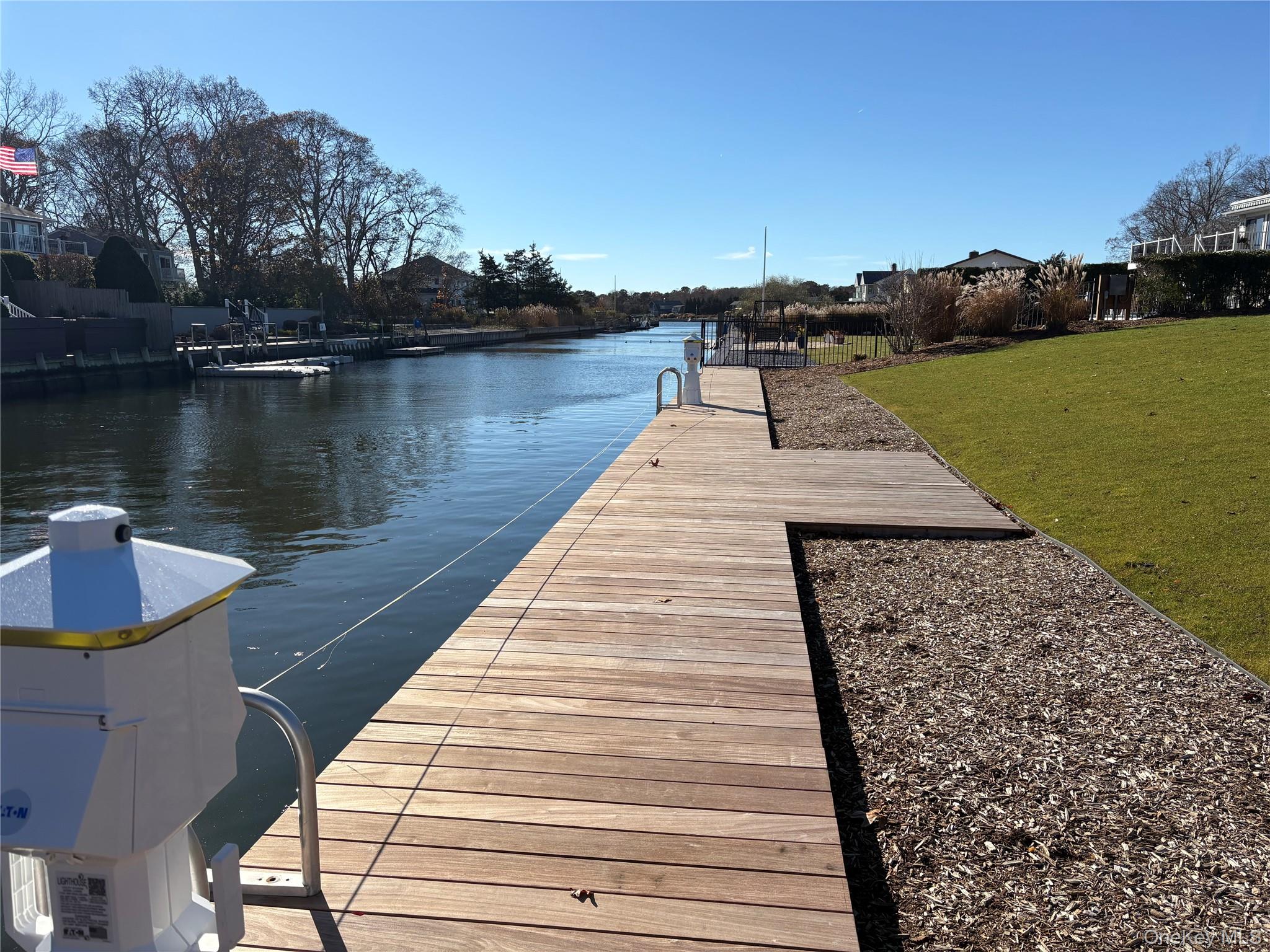 #4 photo, 4 Mill Pond Road, 롱 아일랜드 Hampton Bays , NY 11946