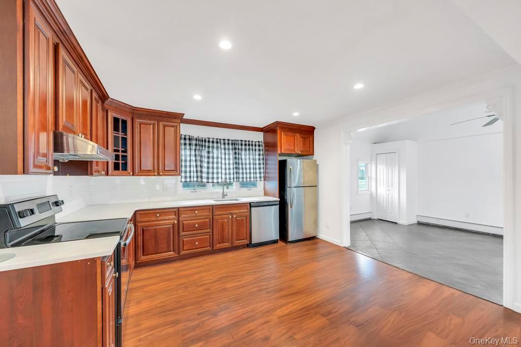 #19 photo, 7 cinder lane, हिक्सविले Hicksville , NY 11801