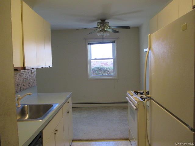 #4 photo, 260 Waverly Avenue, 东长岛 Patchogue , NY 11772