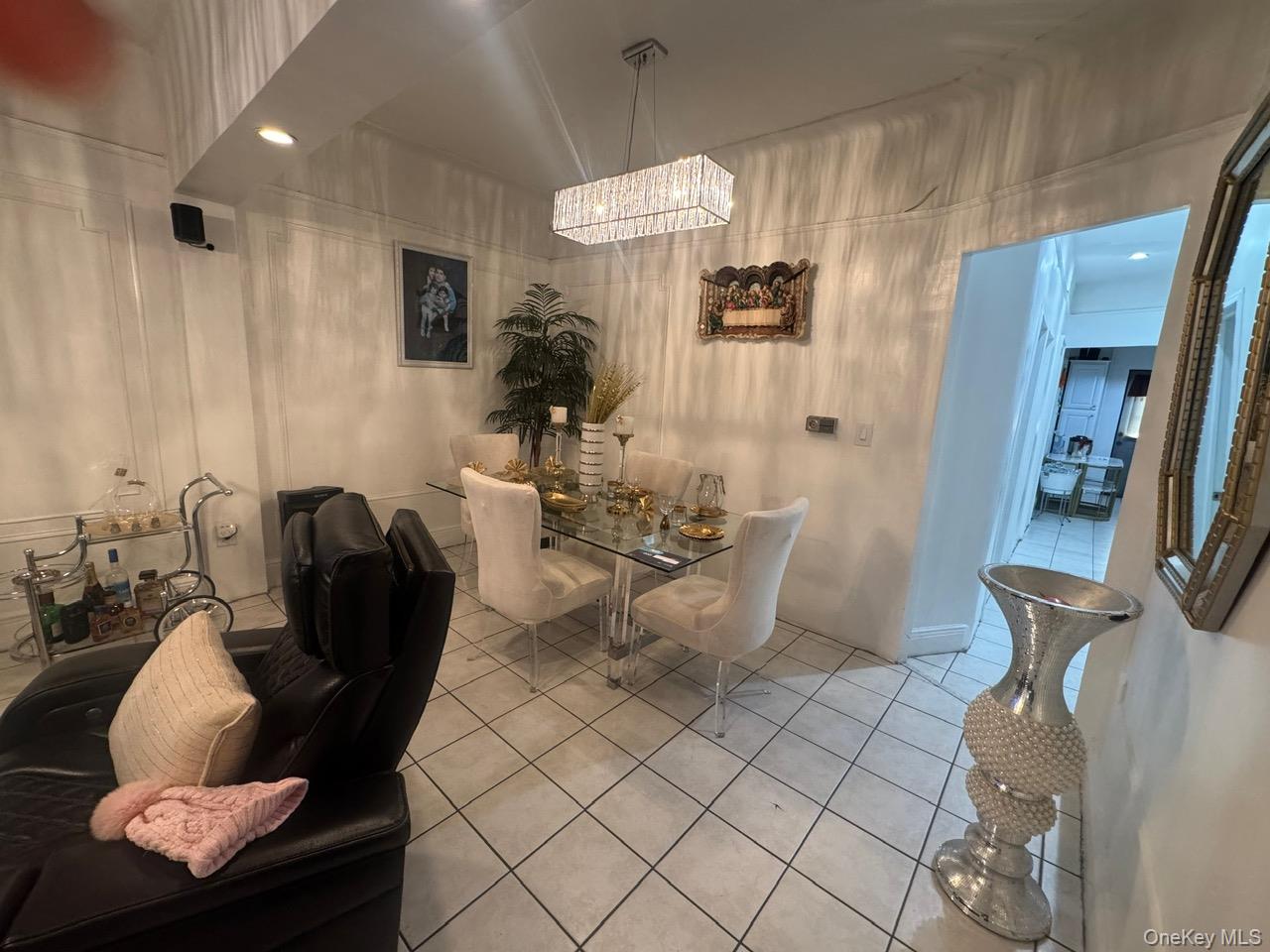 #6 photo, 87-28 86 Street, קווינס Woodhaven , NY 11421