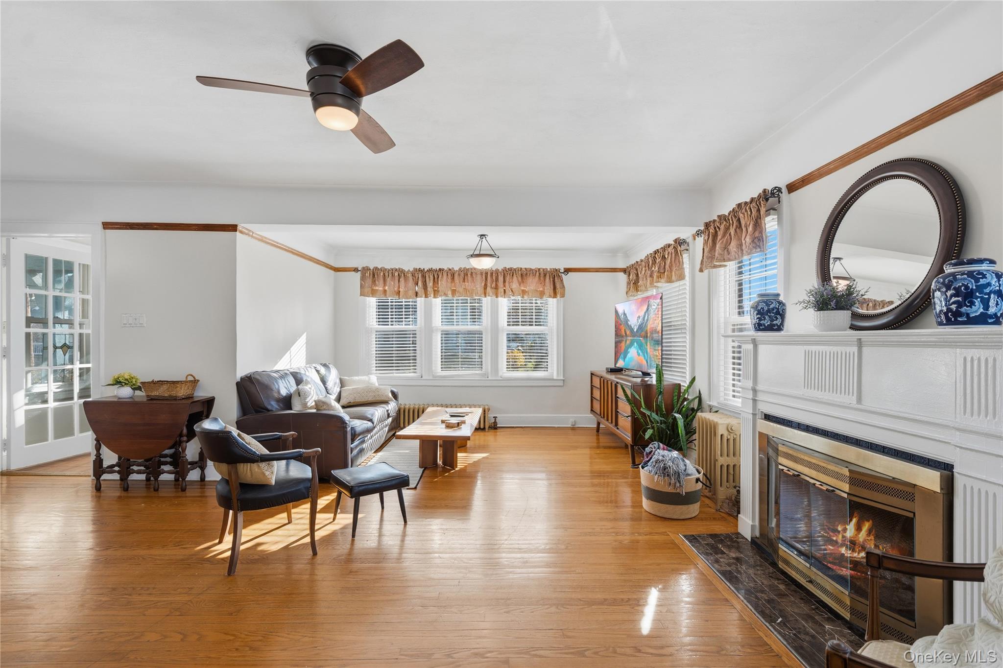 #10 photo, 115 Wicks Lane, Malverne , NY 11565