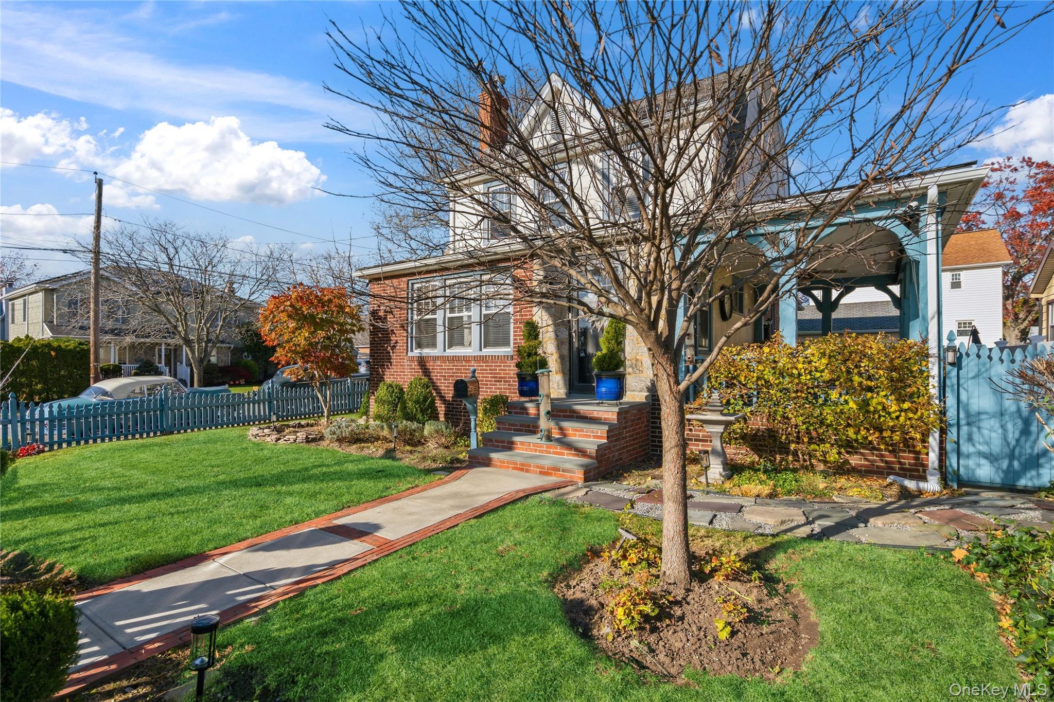 #3 photo, 115 Wicks Lane, Malverne , NY 11565