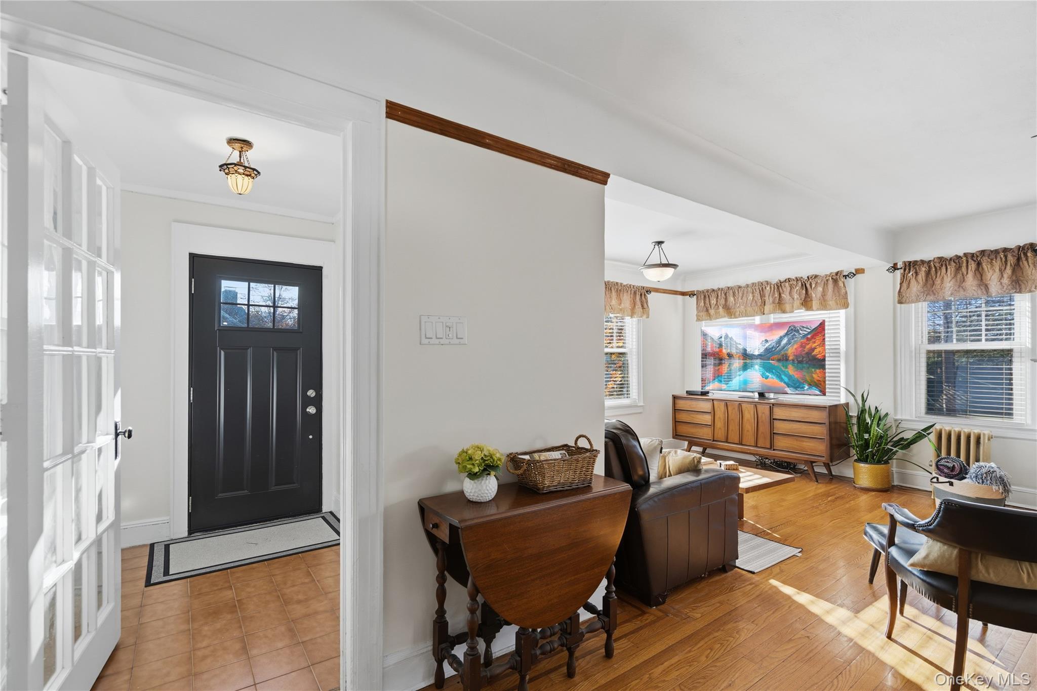 #7 photo, 115 Wicks Lane, Malverne , NY 11565