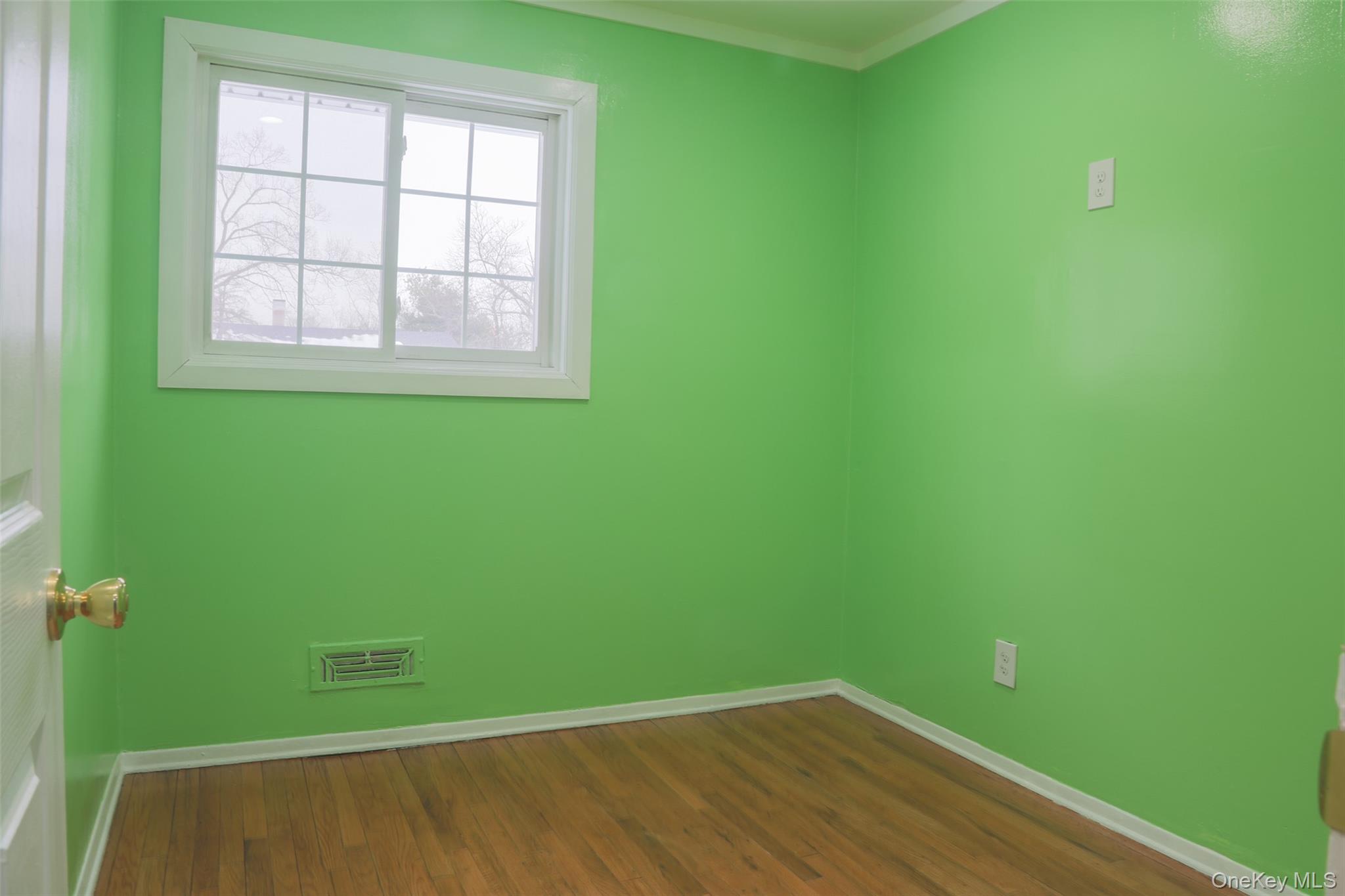 #11 photo, 188 Forrest Place, 東長島 海湾 Bay Shore , NY 11706