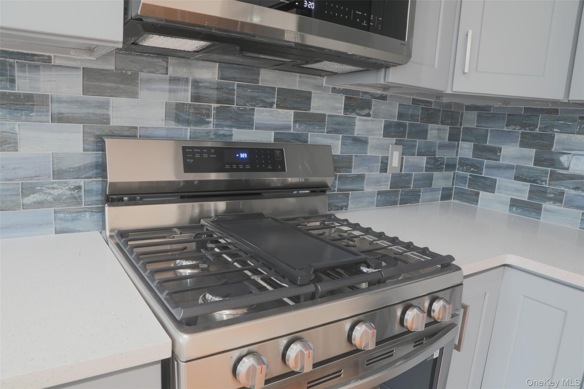 #16 photo, 188 Forrest Place, 東長島 海湾 Bay Shore , NY 11706