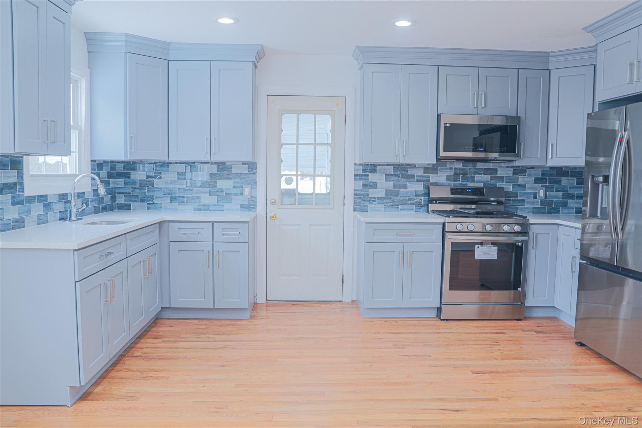 #3 photo, 188 Forrest Place, 東長島 海湾 Bay Shore , NY 11706