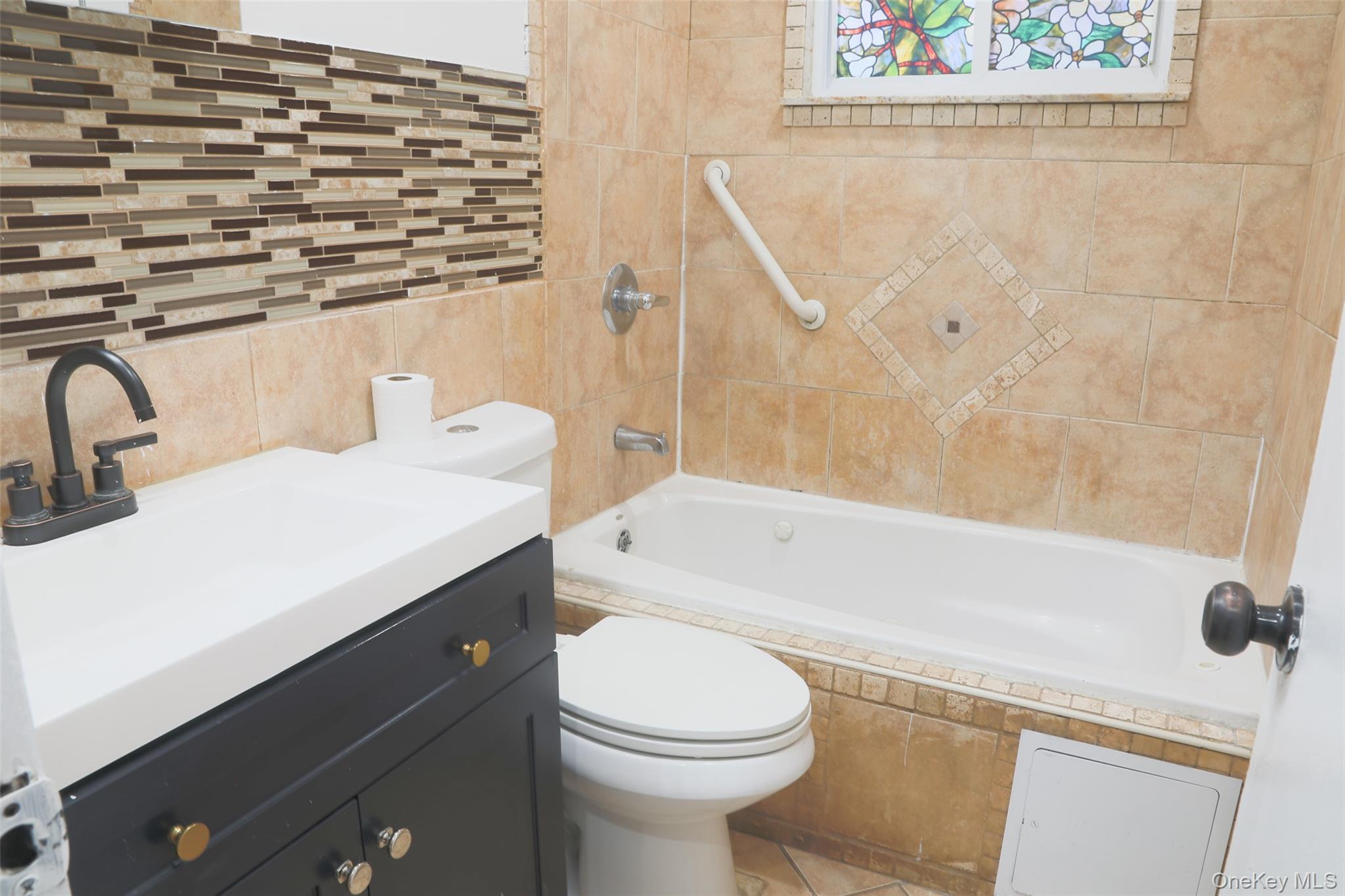 #8 photo, 188 Forrest Place, 東長島 海湾 Bay Shore , NY 11706