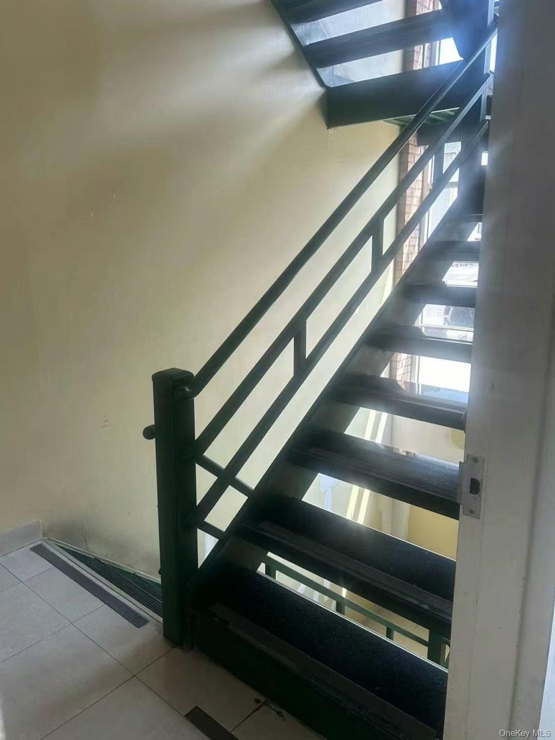 #4 photo, 150-15 41st Avenue, קווינס Flushing , NY 11354