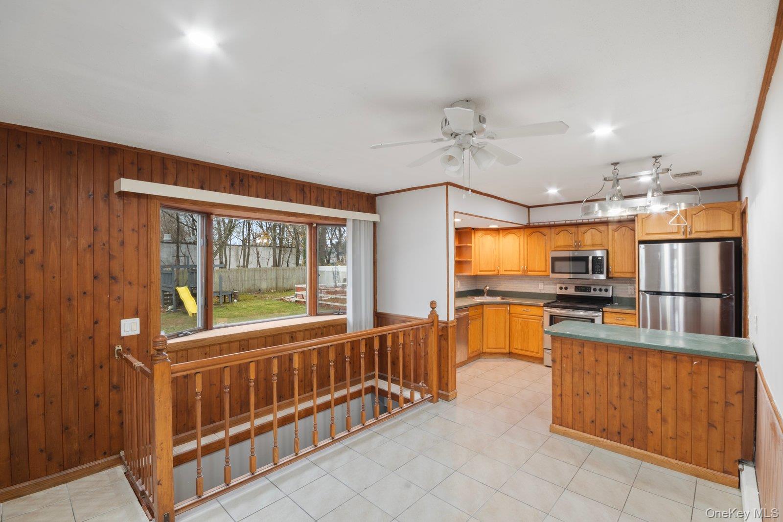 #6 photo, 250 Spur Drive, 东长岛 海湾 Bay Shore , NY 11706