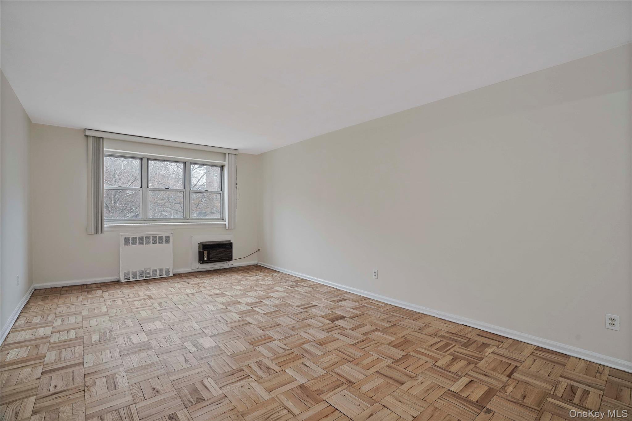 #6 photo, 151-31 88th Street, קווינס Howard Beach , NY 11414