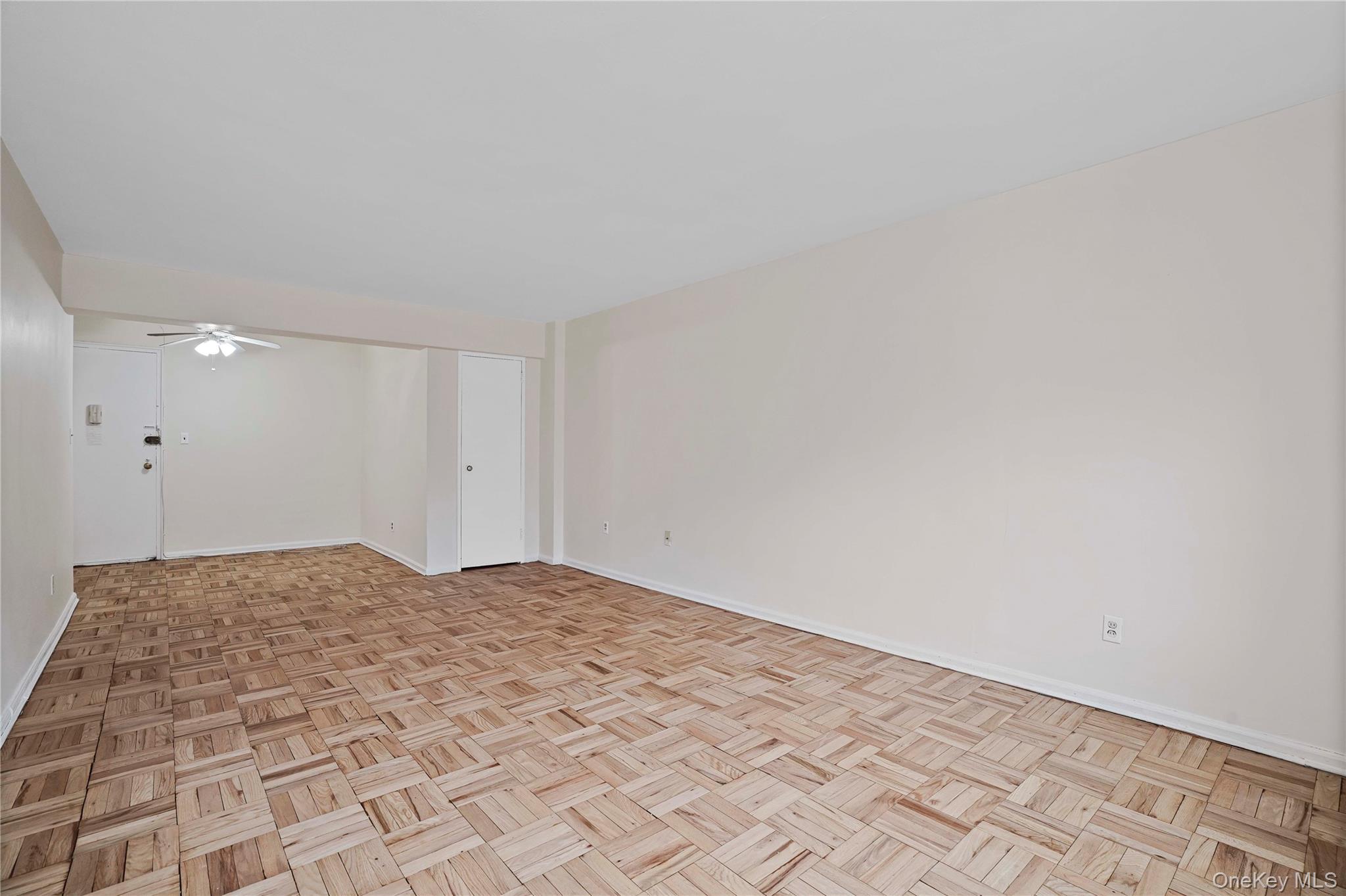 #8 photo, 151-31 88th Street, קווינס Howard Beach , NY 11414