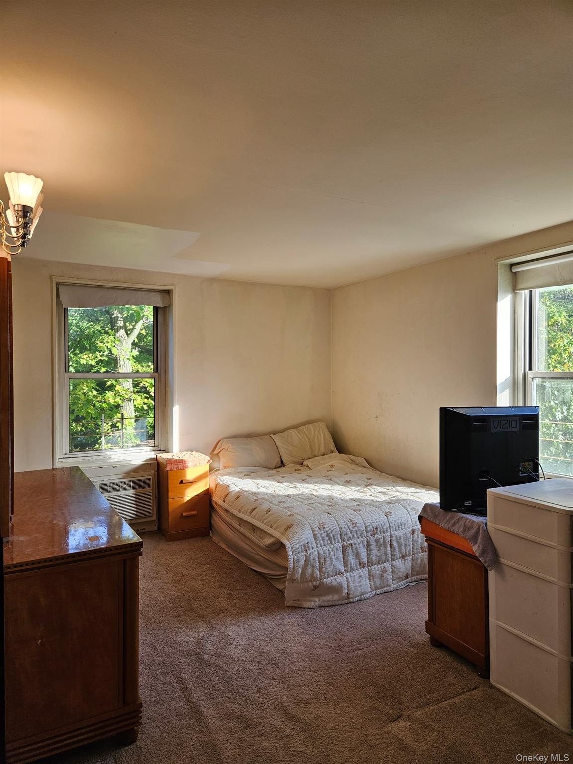 #3 photo, 18-50 211 Street, Куинс ‖ Bayside , NY 11360