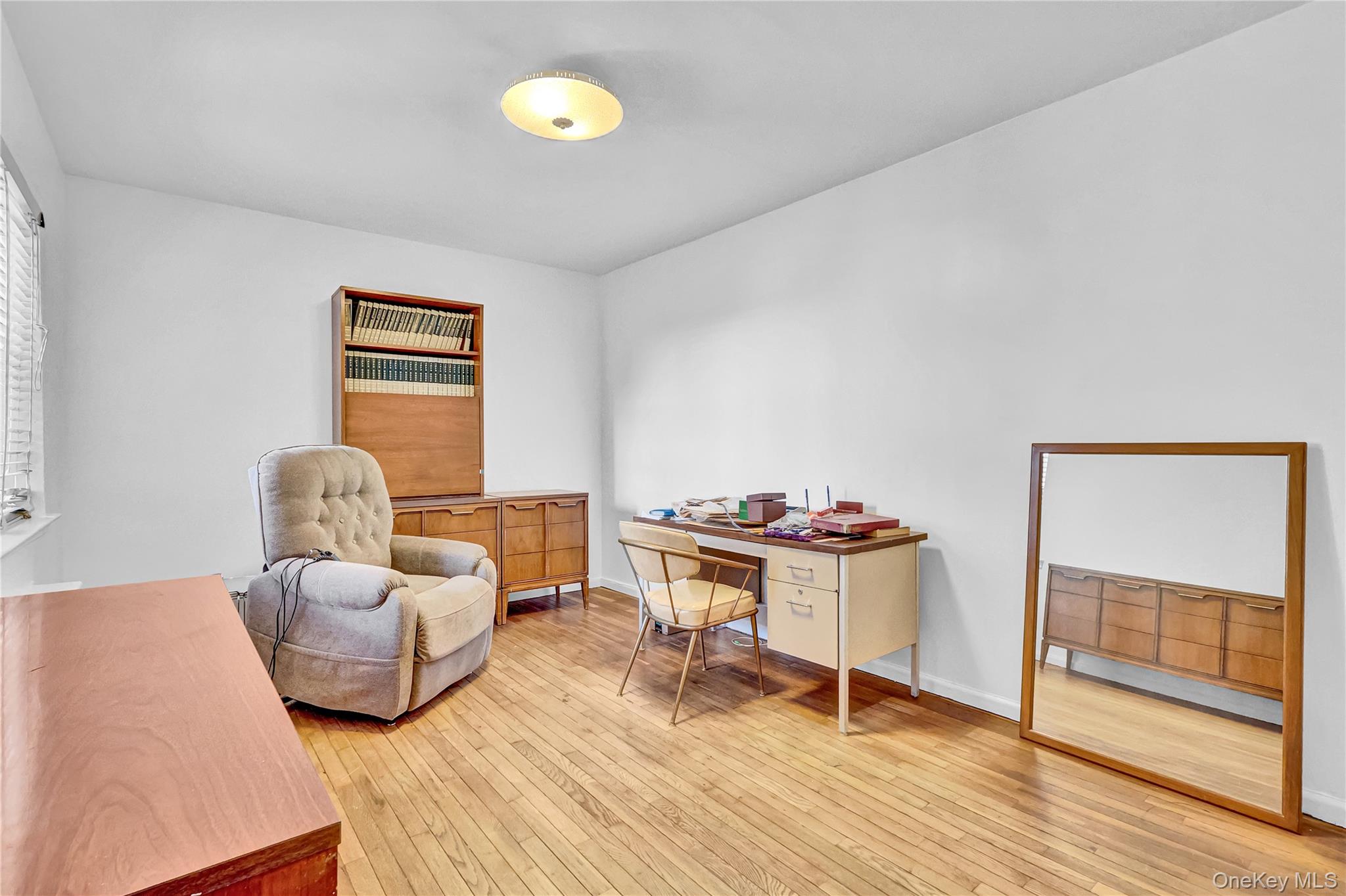 #14 photo, 31-70 138 Street, Куинс ‖ Flushing , NY 11354