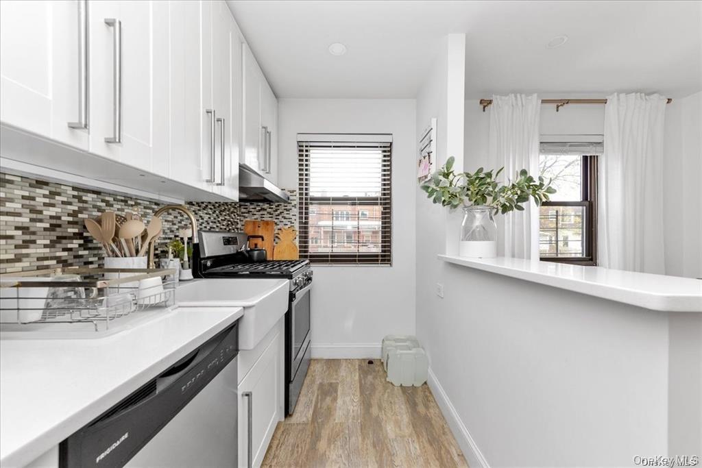 #12 photo, 144-11 77 Road, קווינס Kew Garden Hills , NY 11367