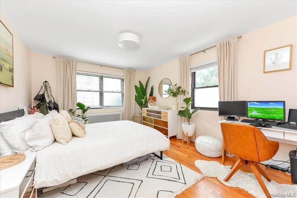 #14 photo, 144-11 77 Road, קווינס Kew Garden Hills , NY 11367