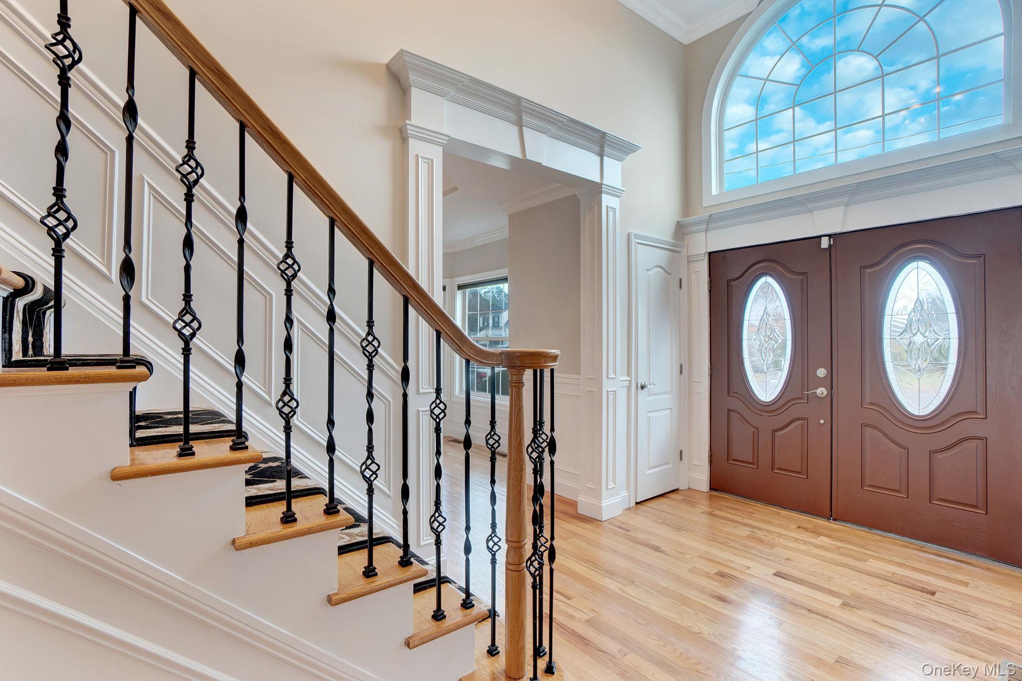 #4 photo, 134 10 th Street, हिक्सविले Hicksville , NY 11801