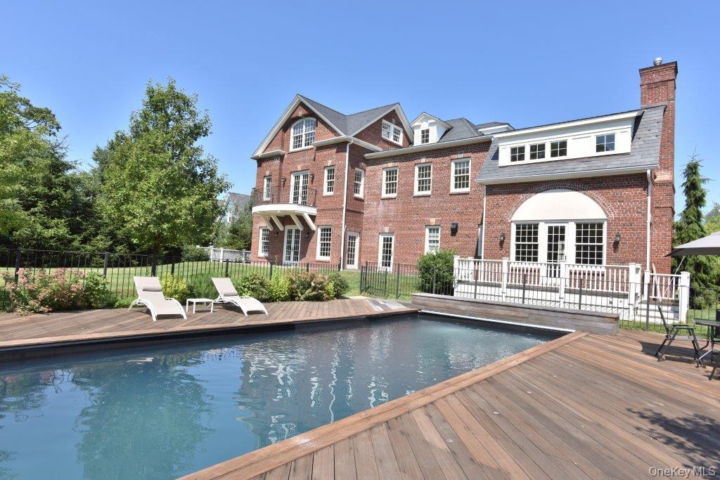 #3 photo, 5020 Grosvenor Avenue, Bronx , NY 10471