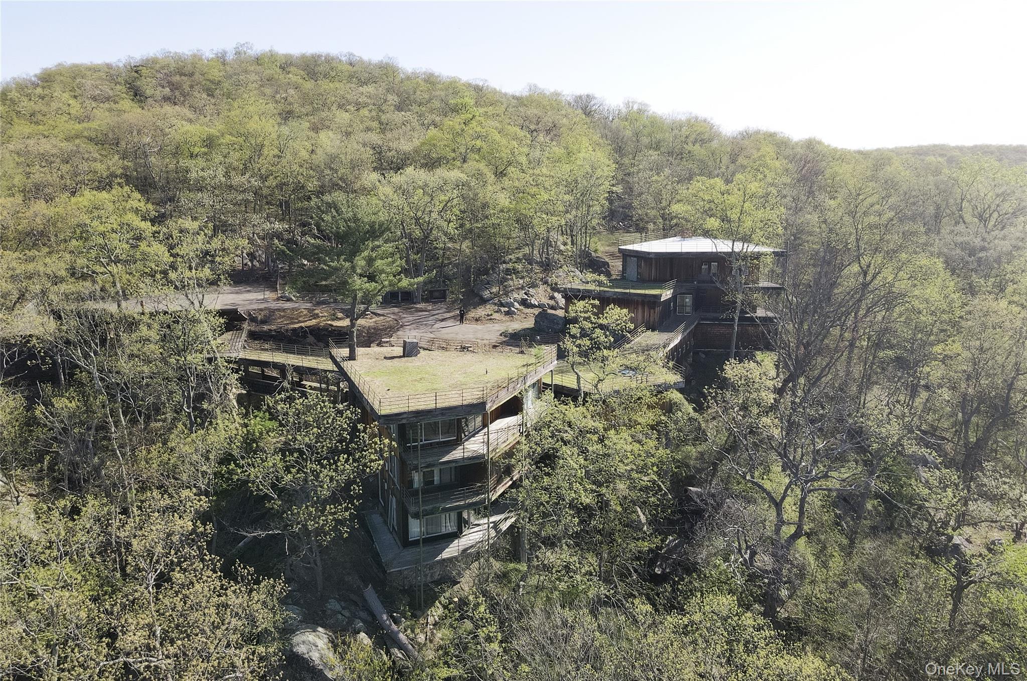 #1 photo, 60 Woods Road, Tuxedo Park , NY 10987