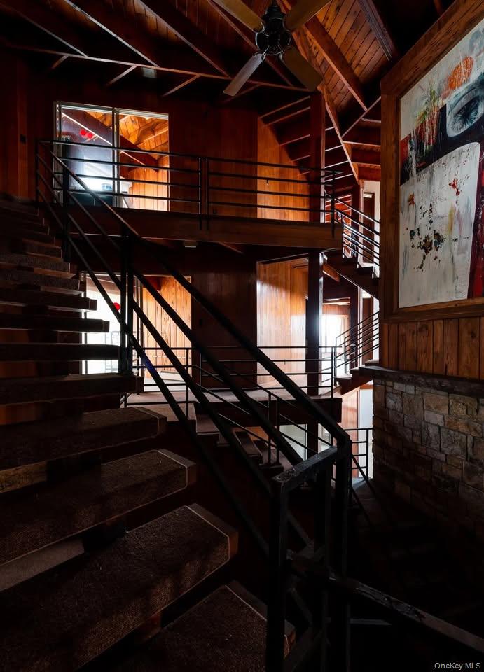 #16 photo, 60 Woods Road, Tuxedo Park , NY 10987