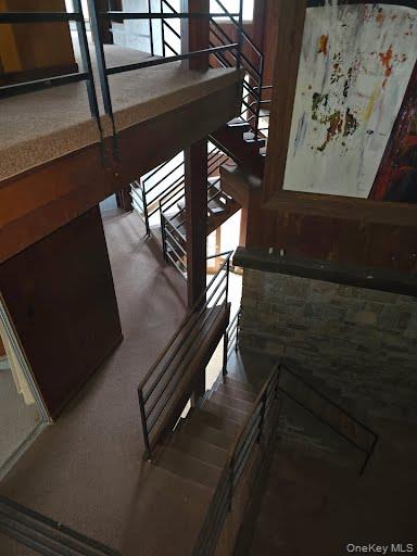 #18 photo, 60 Woods Road, Tuxedo Park , NY 10987