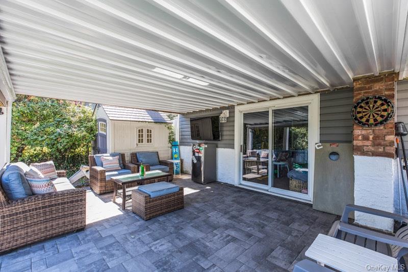 #16 photo, 3 Bayview Place, Locust Valley , NY 11560