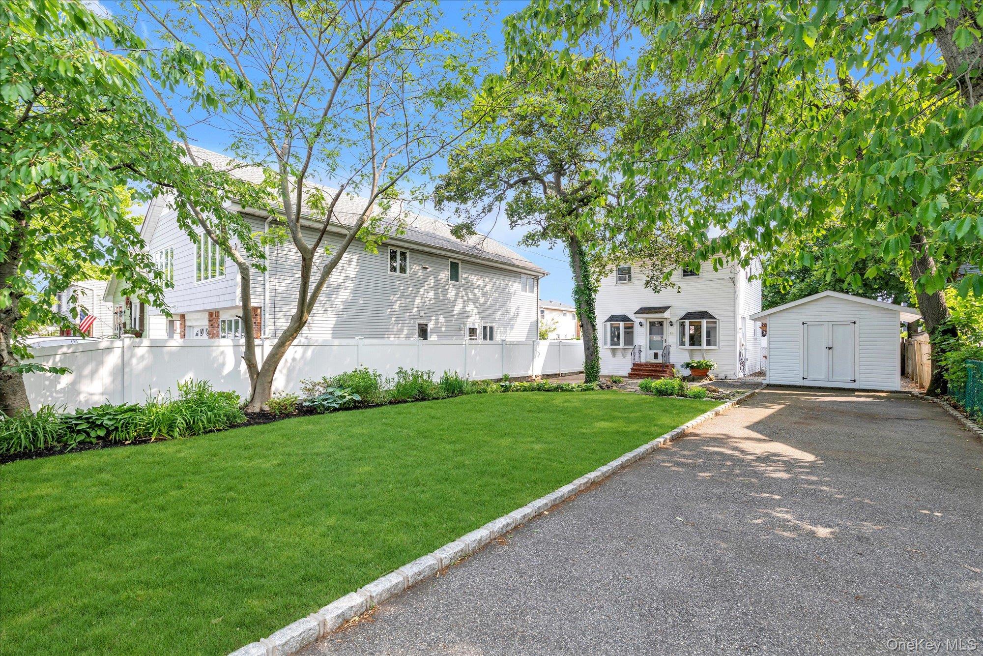 #18 photo, 13 7th Street, Bayville , NY 11709