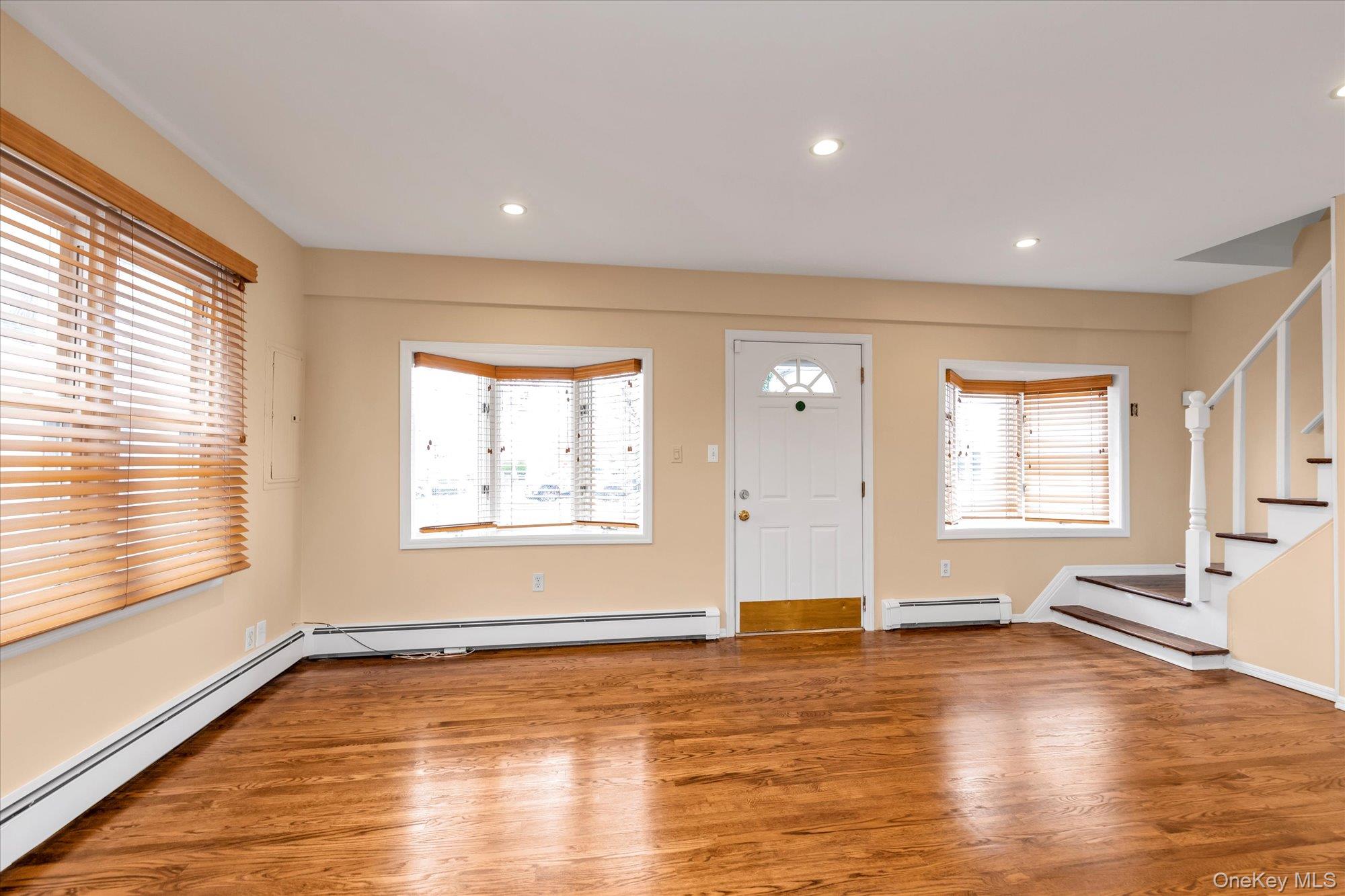 #3 photo, 13 7th Street, Bayville , NY 11709