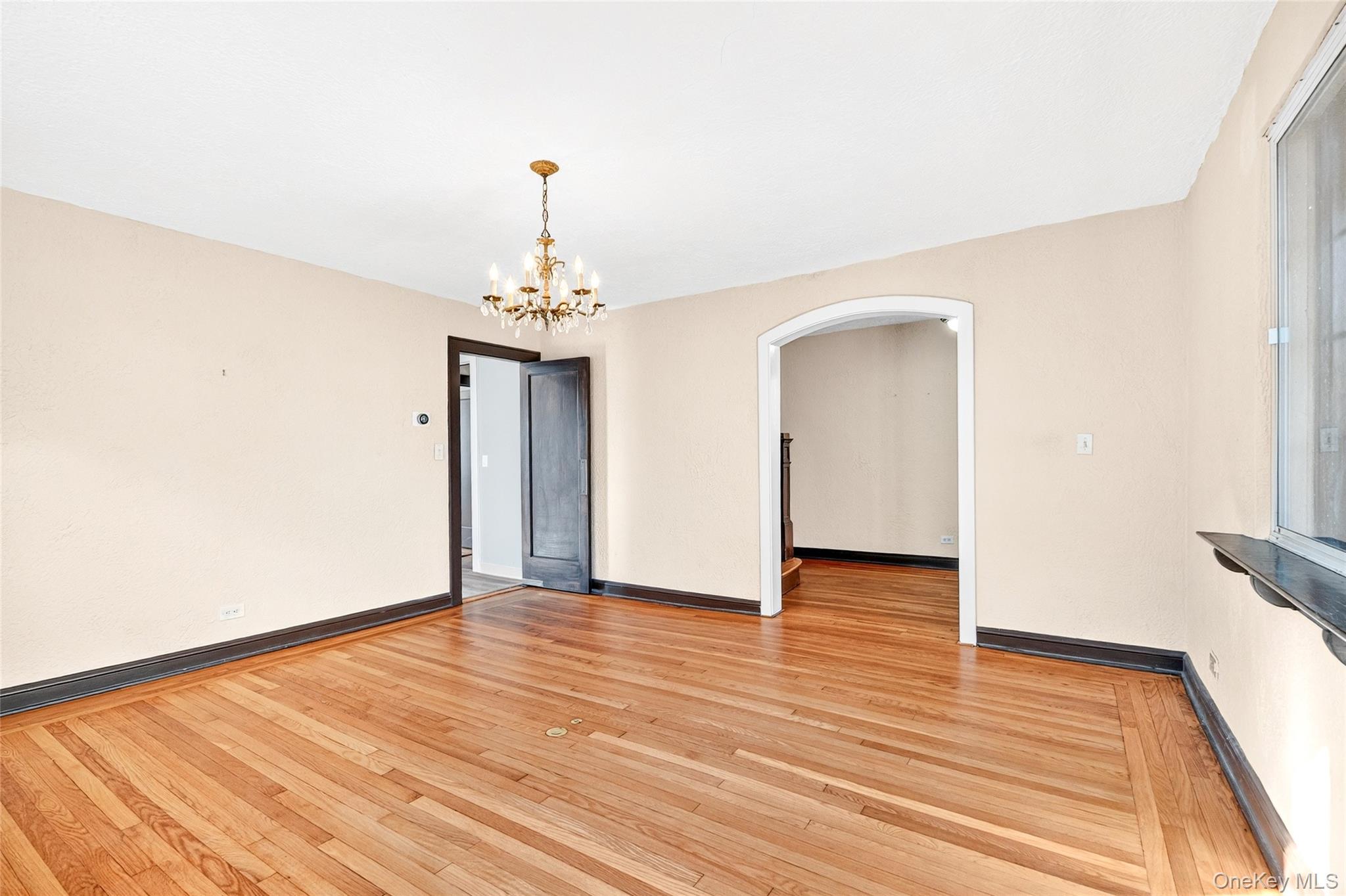 #12 photo, 5 Seymour Place, White Plains , NY 10605