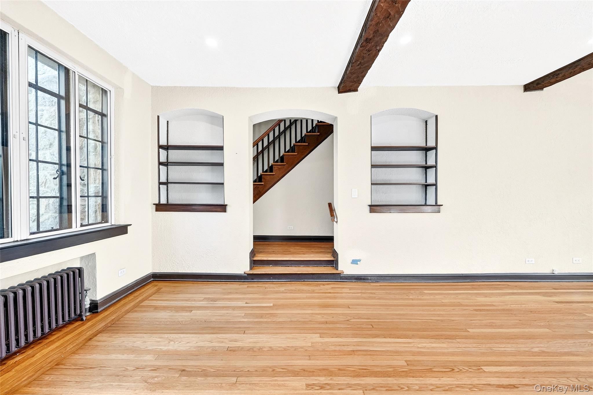 #8 photo, 5 Seymour Place, White Plains , NY 10605