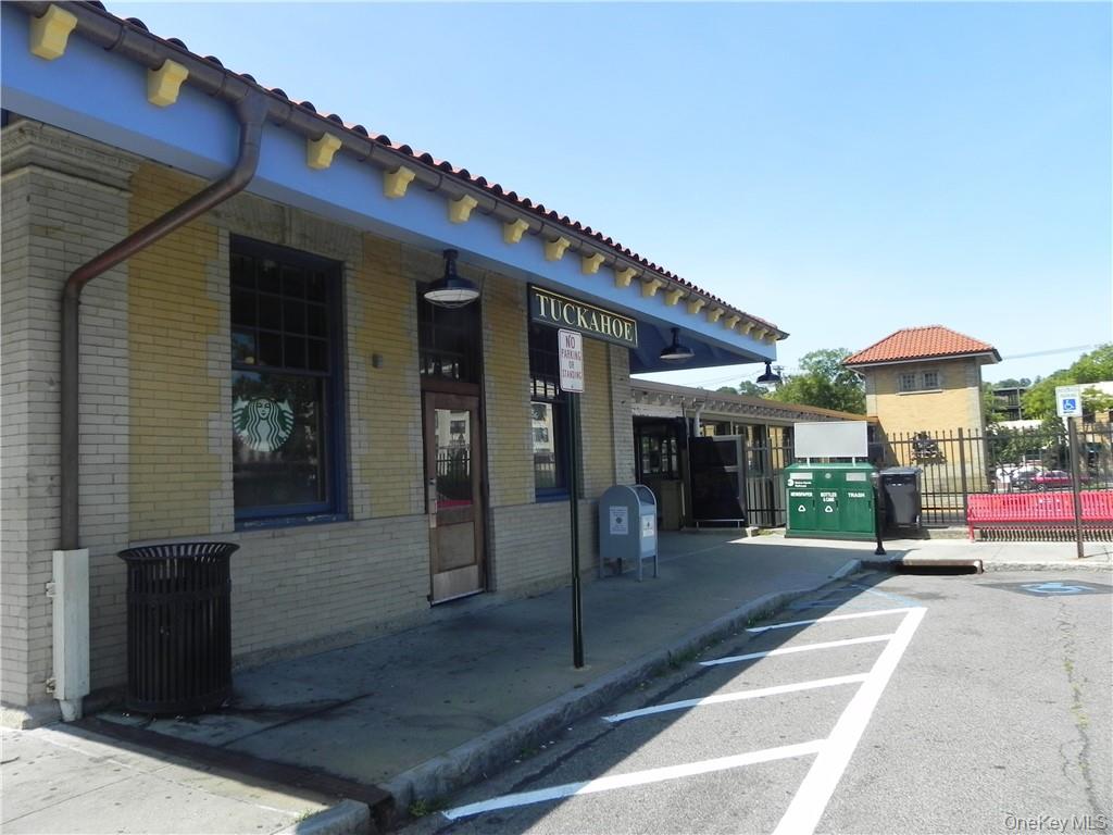 #1 photo, 1 Consulate Drive, Tuckahoe , NY 10707