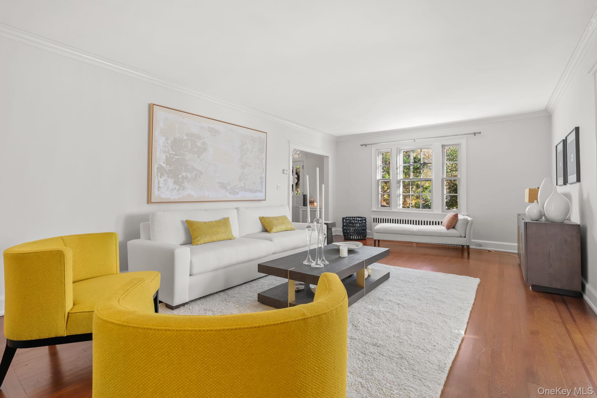 #12 photo, 16 Lyons Place, Larchmont , NY 10538