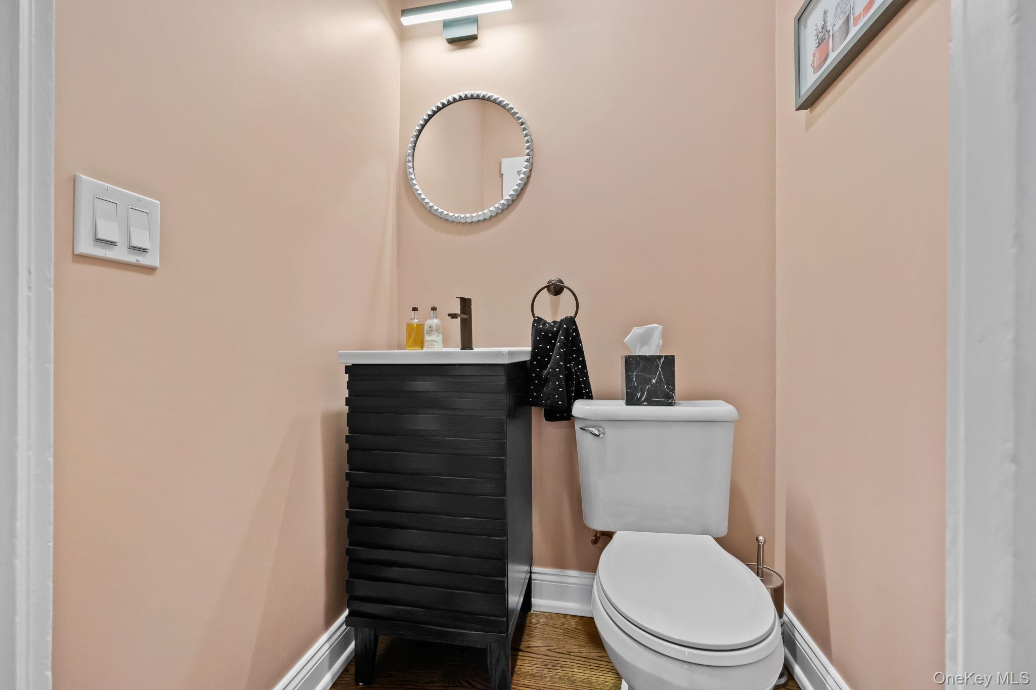 #20 photo, 16 Lyons Place, Larchmont , NY 10538