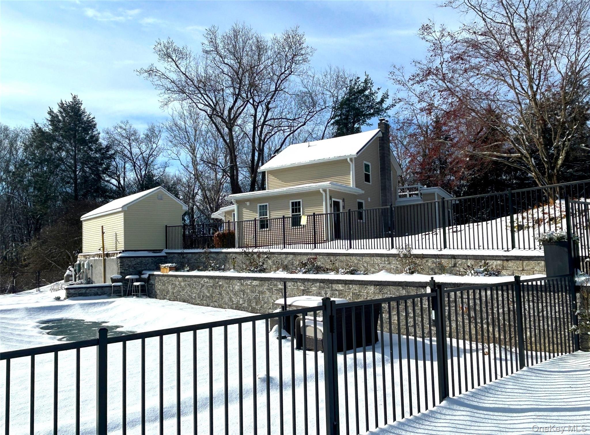 #1 photo, 104 S Quaker Lane, Hyde Park , NY 12538