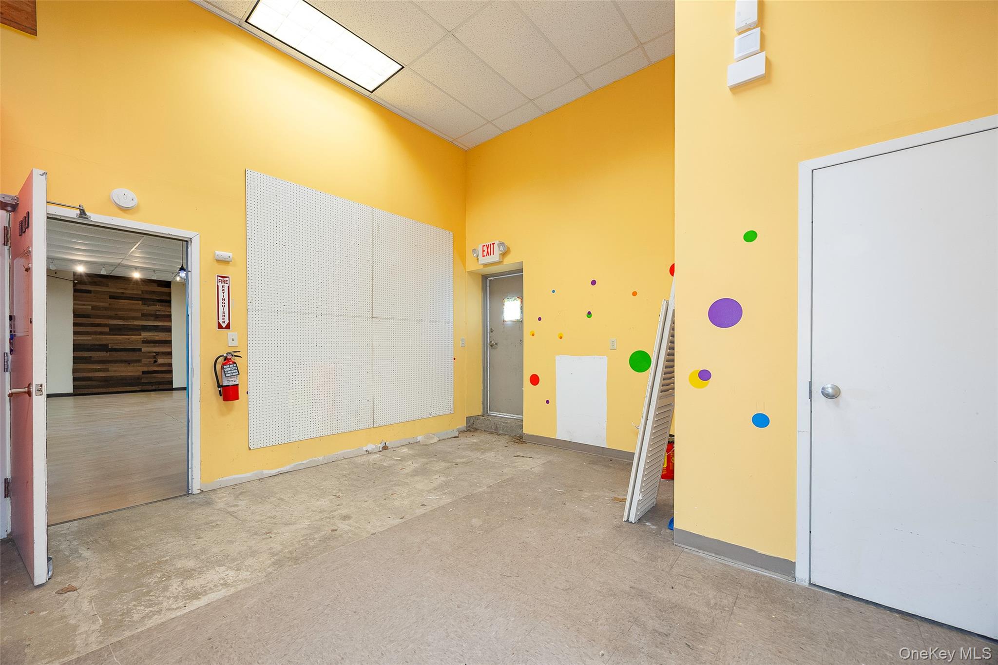 #8 photo, 165 S Plank Road, Newburgh , NY 12550