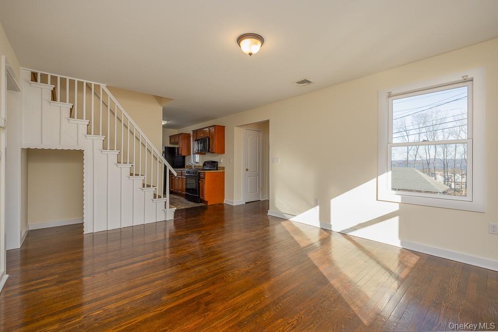 #8 photo, 27 Conger Avenue, 뉴욕주 Haverstraw , NY 10927