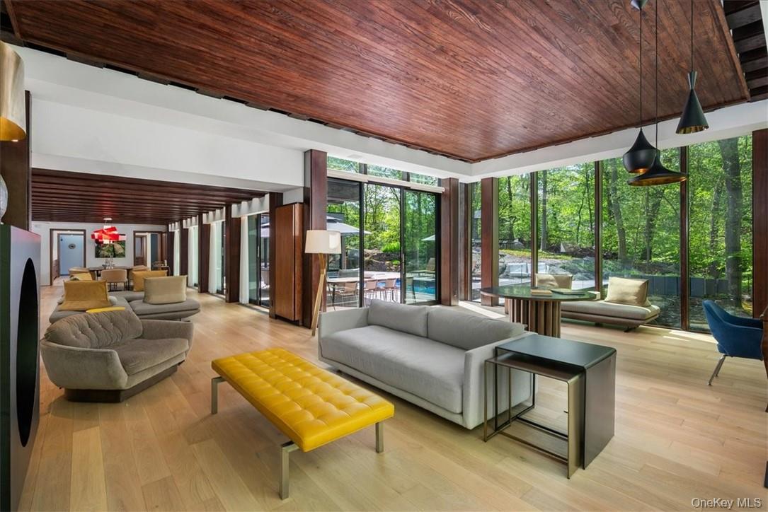 #15 photo, 971 Fenimore Road, Larchmont , NY 10538