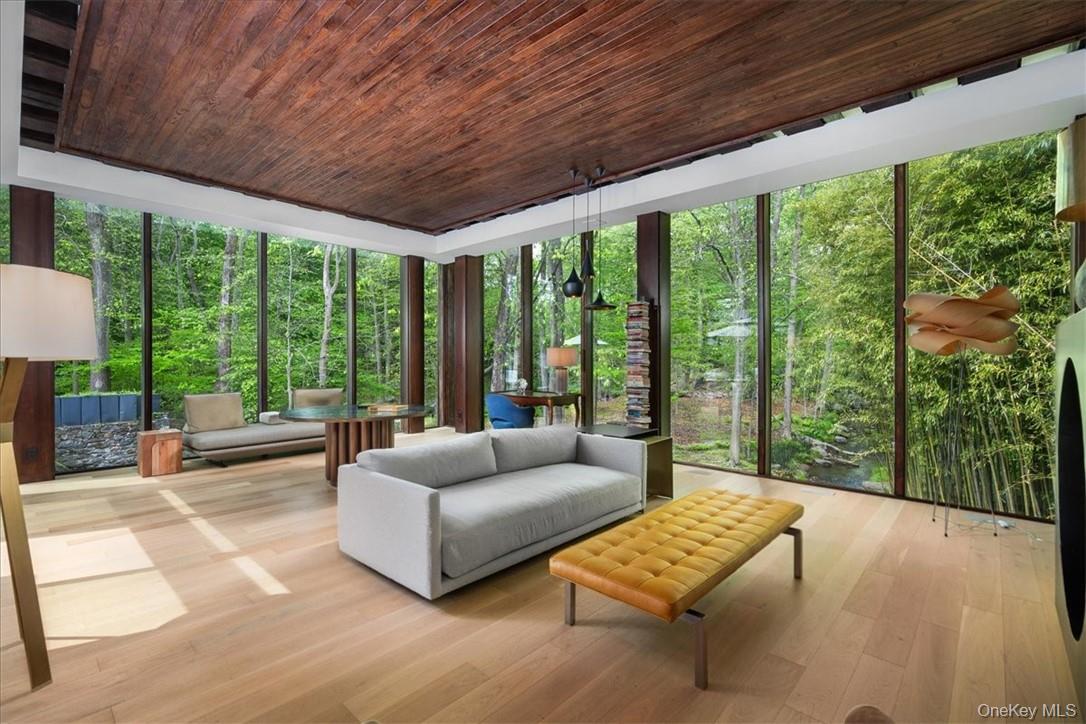 #16 photo, 971 Fenimore Road, Larchmont , NY 10538