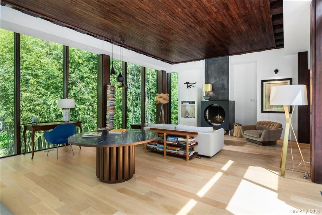 #17 photo, 971 Fenimore Road, Larchmont , NY 10538