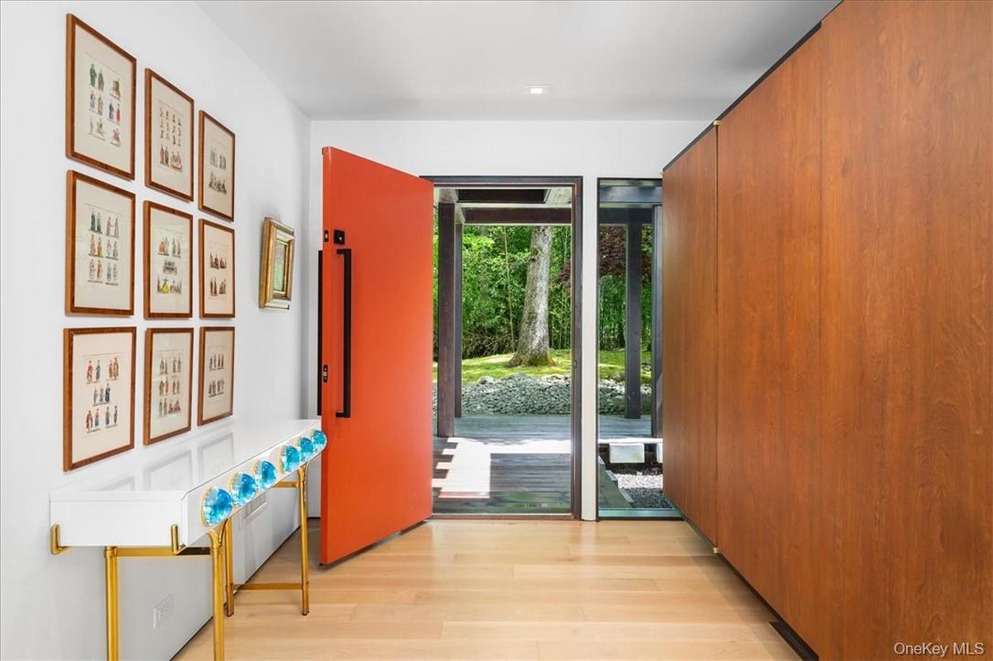 #3 photo, 971 Fenimore Road, Larchmont , NY 10538