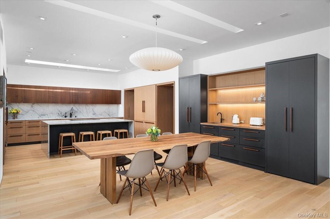 #8 photo, 971 Fenimore Road, Larchmont , NY 10538