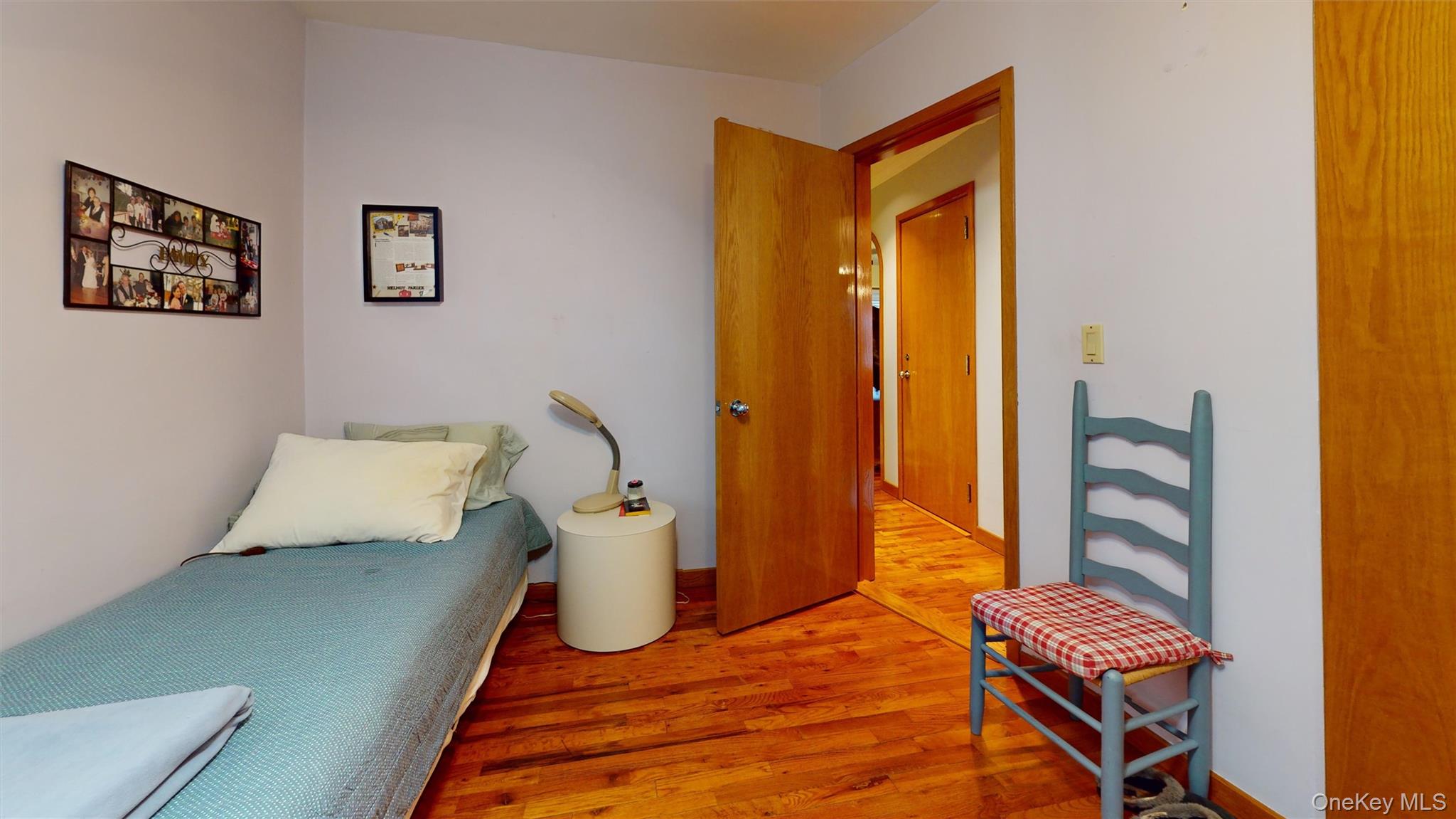 #7 photo, 120 Barrymore Boulevard, Franklin Square , NY 11010