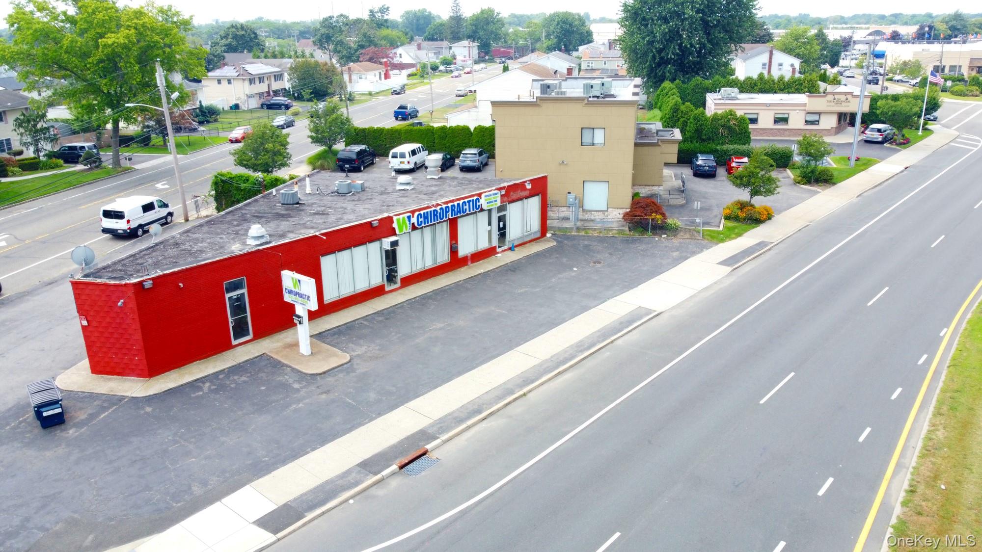 #5 photo, 900 Route 109, Lindenhurst , NY 11757