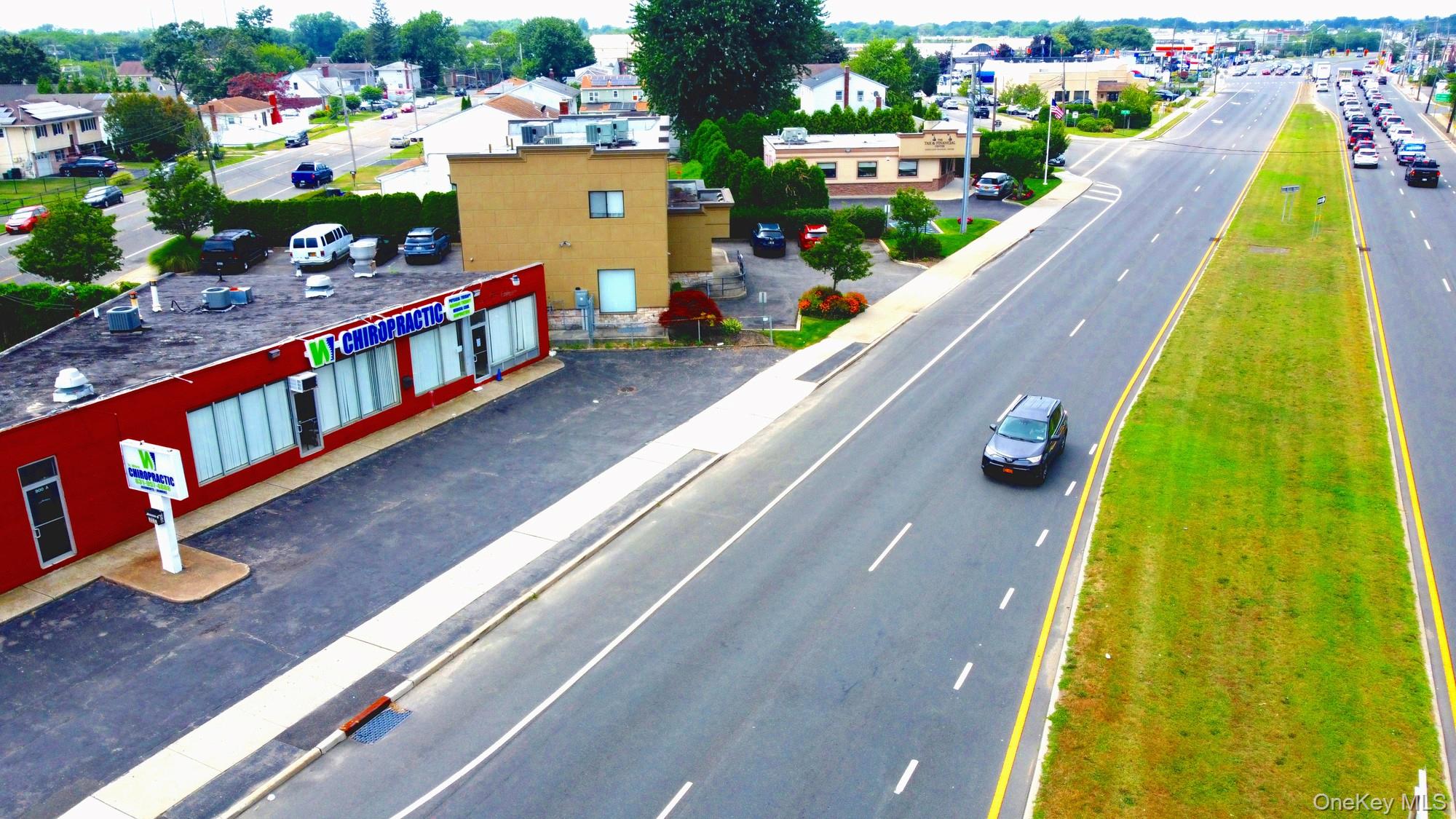 #6 photo, 900 Route 109, Lindenhurst , NY 11757