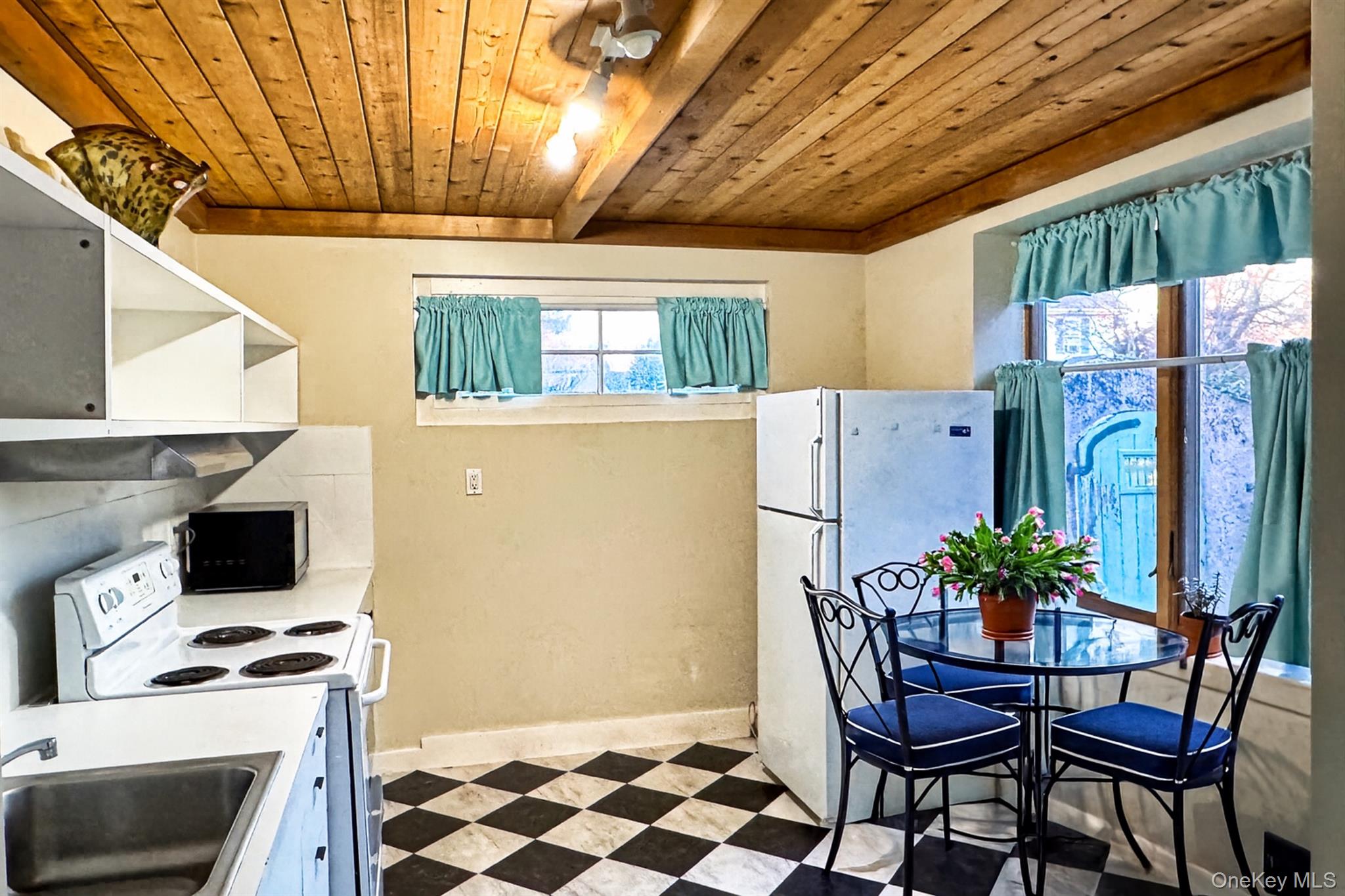 #9 photo, 34 Maple St. Maple Street, Islip , NY 11751