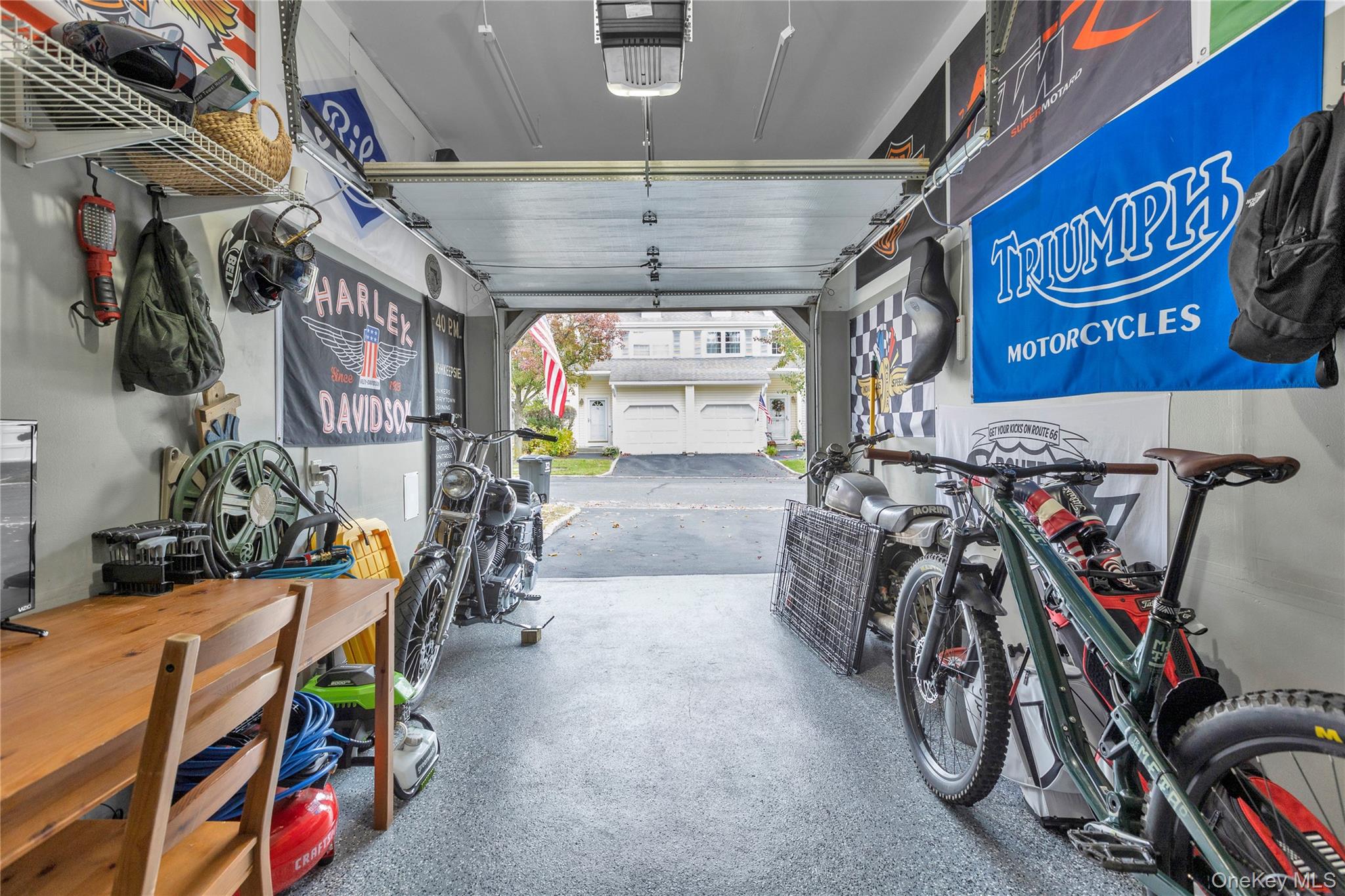 #16 photo, 32 Scarborough Drive, מחוז סאפוק Smithtown , NY 11787