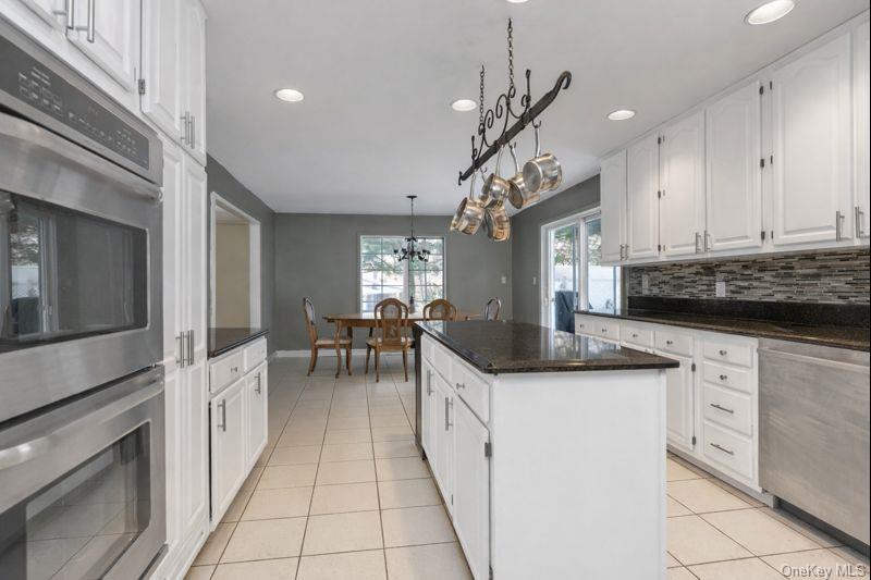 #5 photo, 39 Fleets Cove Road, سوفولك Huntington , NY 11743